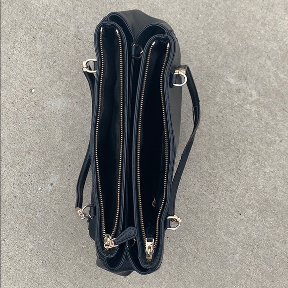 Coach purse - Picture 4 of 6